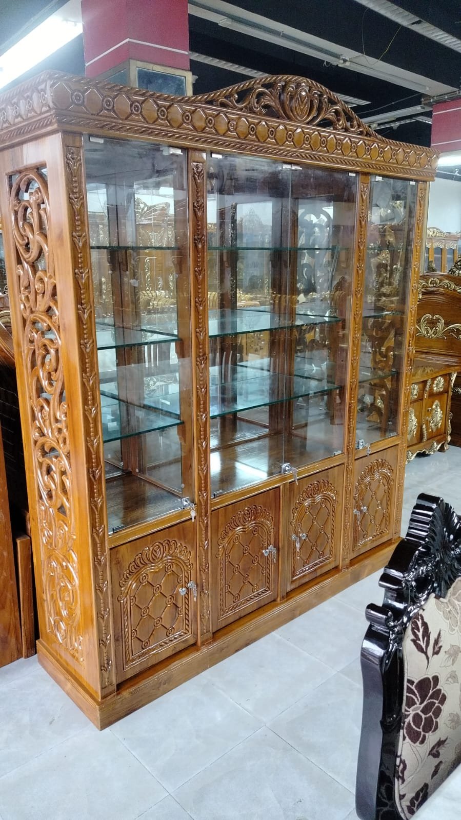 Royal Teak-Gamari Display Cabinet - Image 4