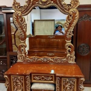 Royal Vanity Dressing